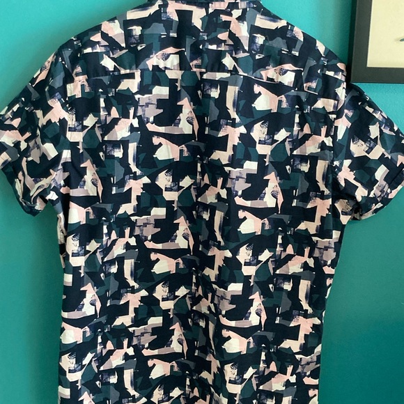 Marc Anthony Loud Short Sleeve - Picture 3 of 3